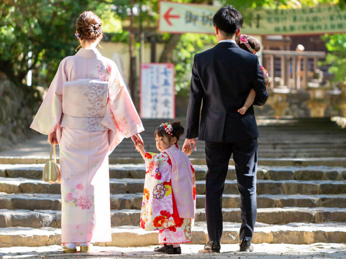 奈良市お宮参り_フォトスタジオワタナベ(渡辺写真館)_訪問着スーツ